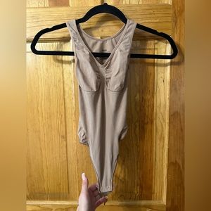 NEW SKIMS BODY SUIT